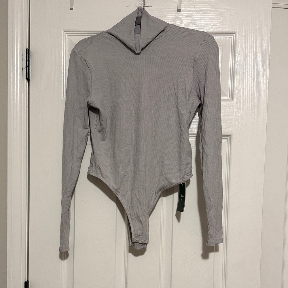 HALARA Light Gray Ribbed Long Sleeve Bodysuit